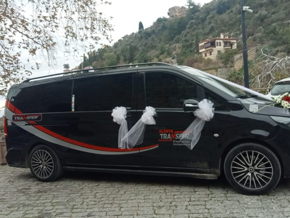 mahmutlartransfer.com.tr Mahmutlar to Side Luxury Transfer Services with VIP Comfort and 247 Professional Transportation